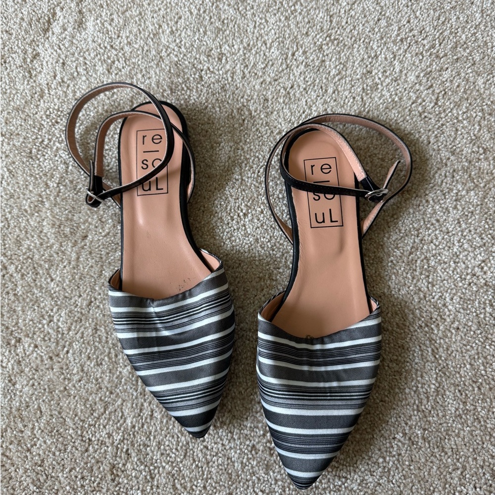 Black and Gray Striped Women's Flats